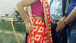 Kitchen Me Step Mom Or Step Daughter Ko Ne Ache Se Choda