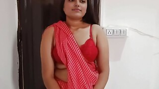 Sexy Indian House Maid Helped Her Owner to Relief the Body Pain Doing Sex