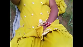 Ladki khet me with hindI audio